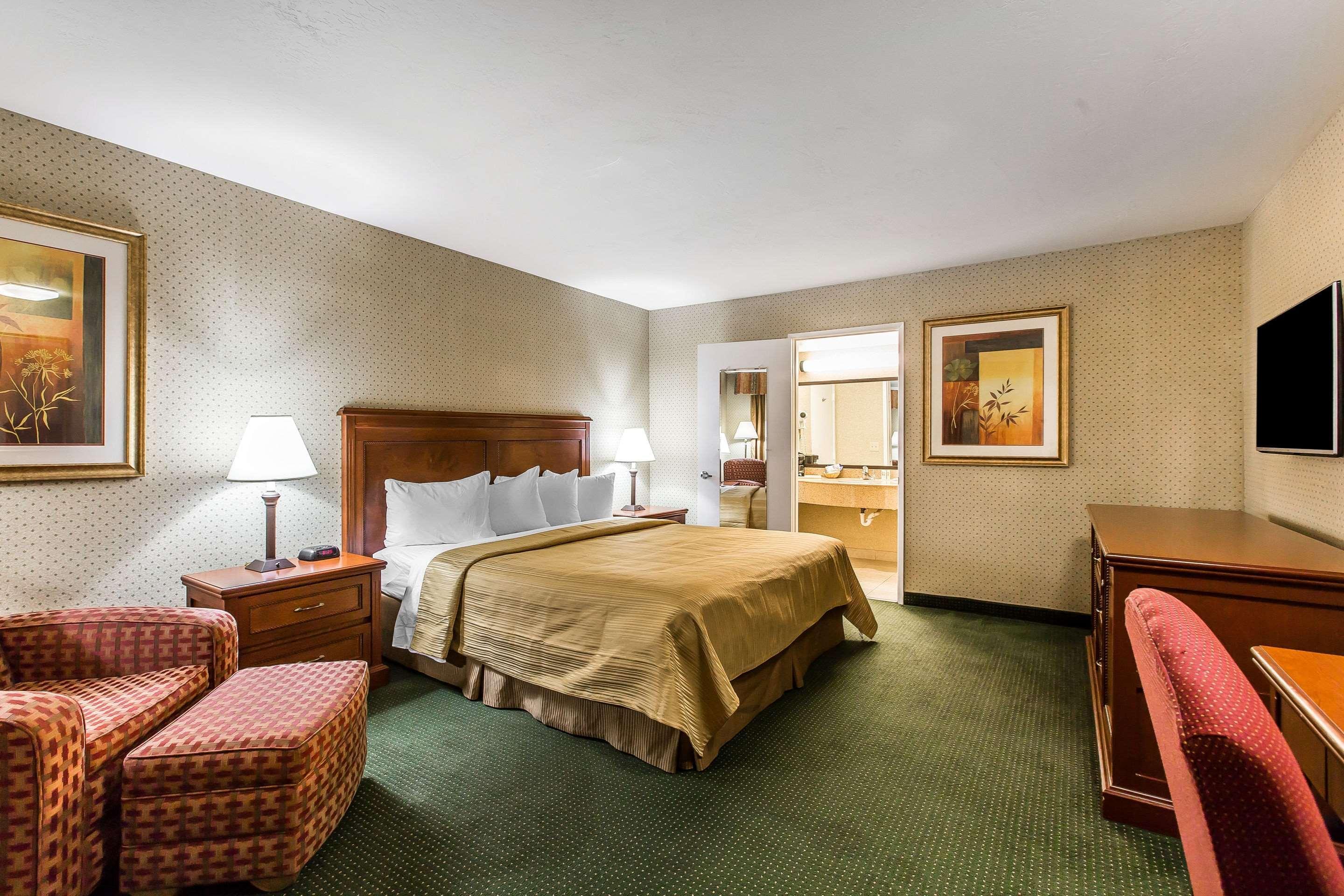 Quality Inn Near China Lake Naval Station Ridgecrest Kültér fotó